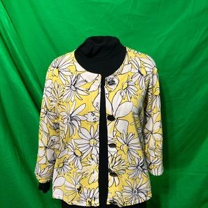 Vintage Yellow Daisy cardigan/shirt Size small-medium